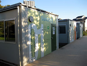 リビング、寮、キッチンを想定した部屋単位での実験施設「ユニラボ」